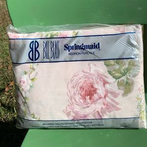Vintage Bill Blass Springmaid king sheet set in pink floral Windemere print